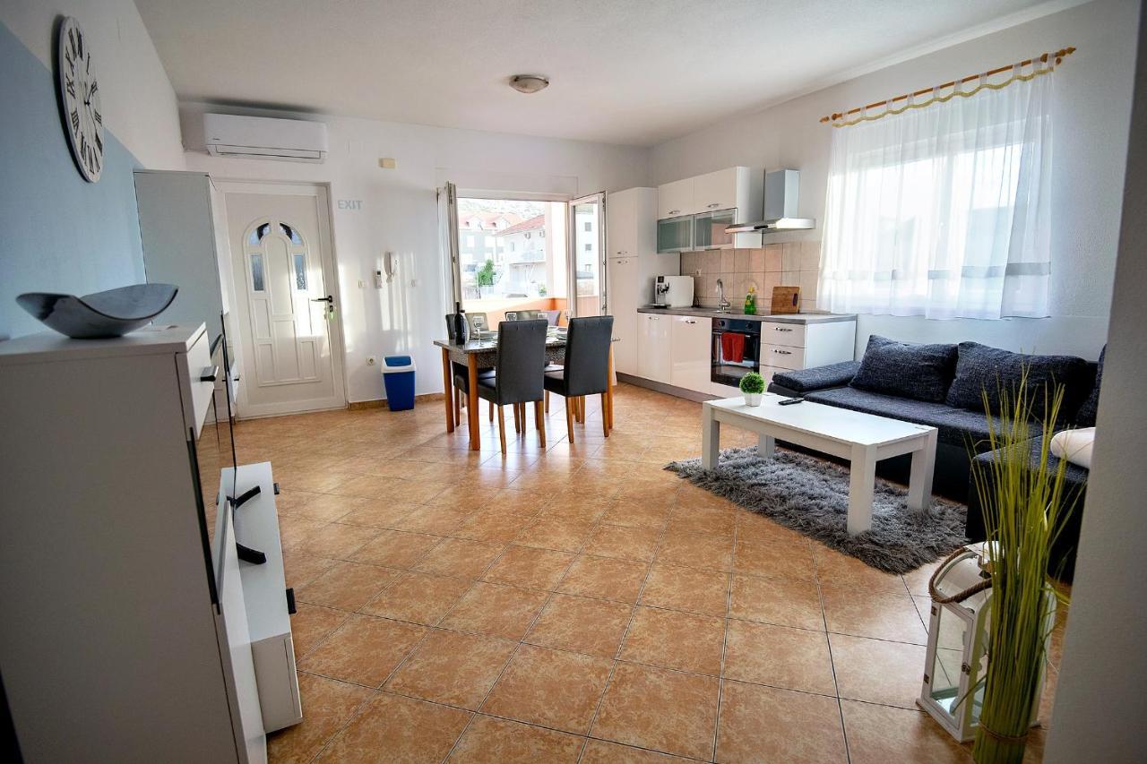 Apartments Mamut Trogir Dış mekan fotoğraf